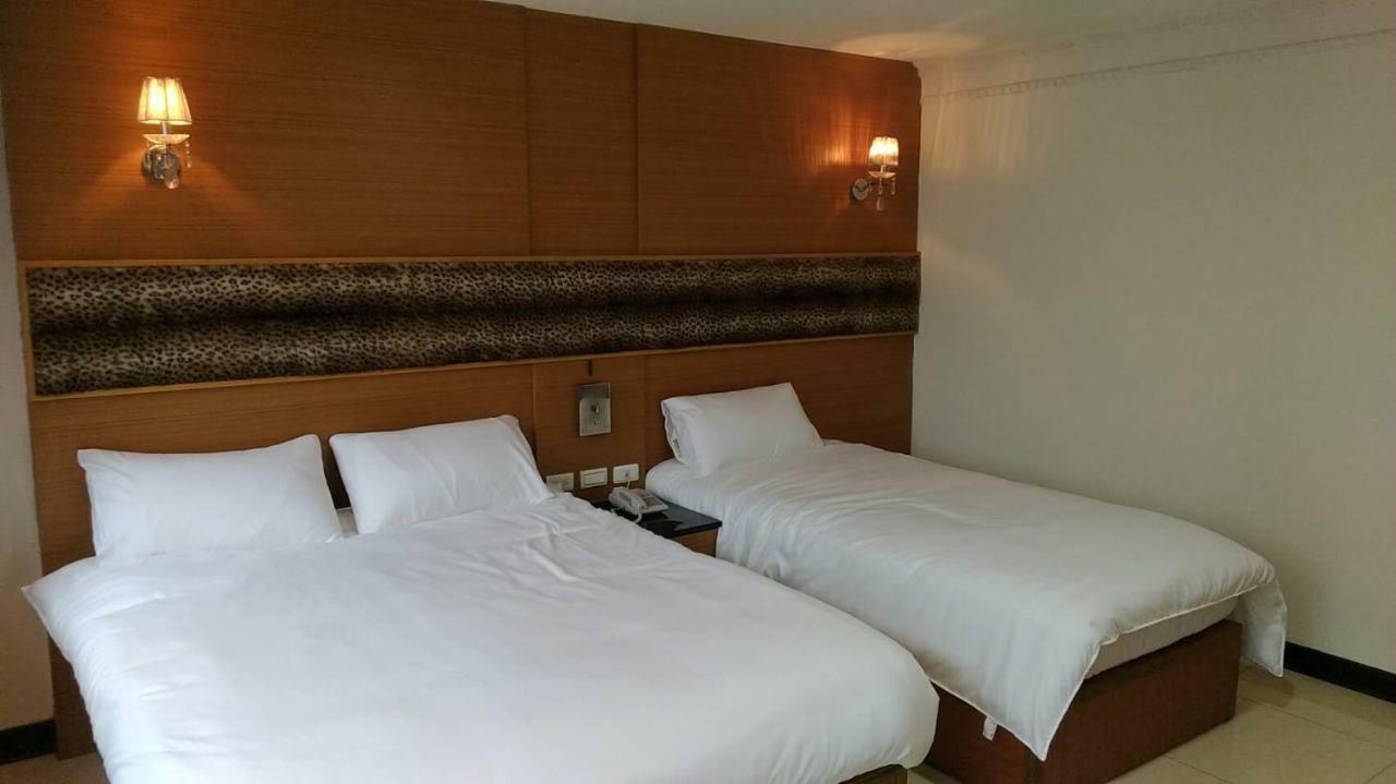 Schoen Hotel Гаосюн Екстер'єр фото